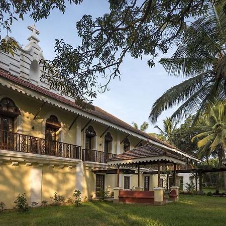 The Postcard Cuelim Hotel Velsao Bagian luar foto